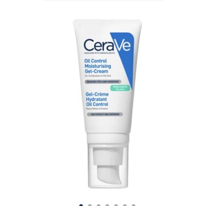 Logo « 3 céramides » de CeraVe sur fond bleu