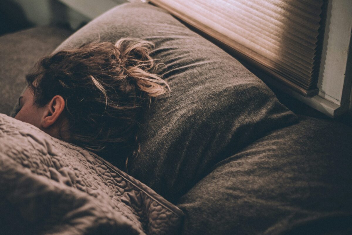découvrez des exercices de relaxation pour mieux dormir - des techniques simples pour améliorer la qualité de votre sommeil avec des exercices de relaxation et de méditation.