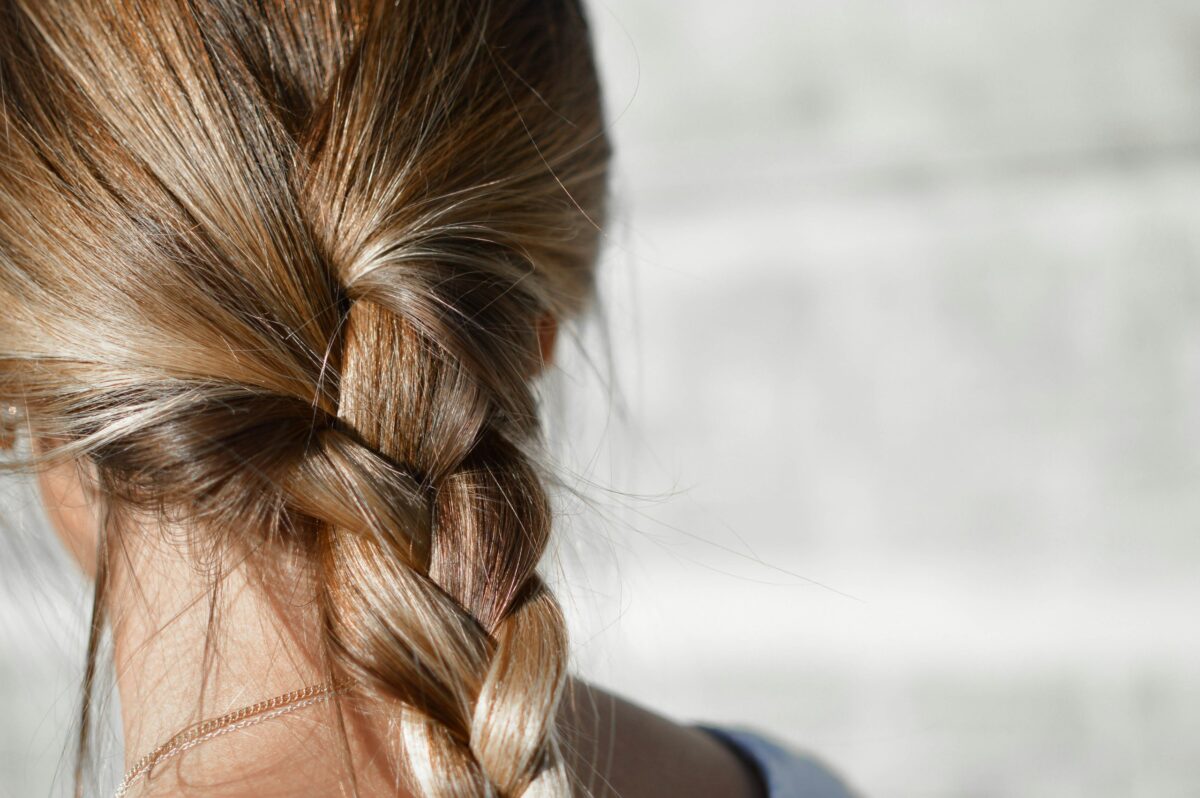 découvrez notre gamme de produits de soins capillaires pour des cheveux éclatants de santé. trouvez les meilleurs soins pour vos cheveux avec nos produits de qualité professionnelle.