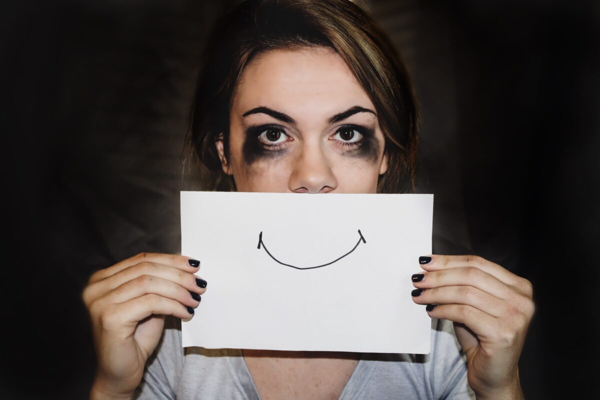 Dépression “souriante” : comment la détecter ?