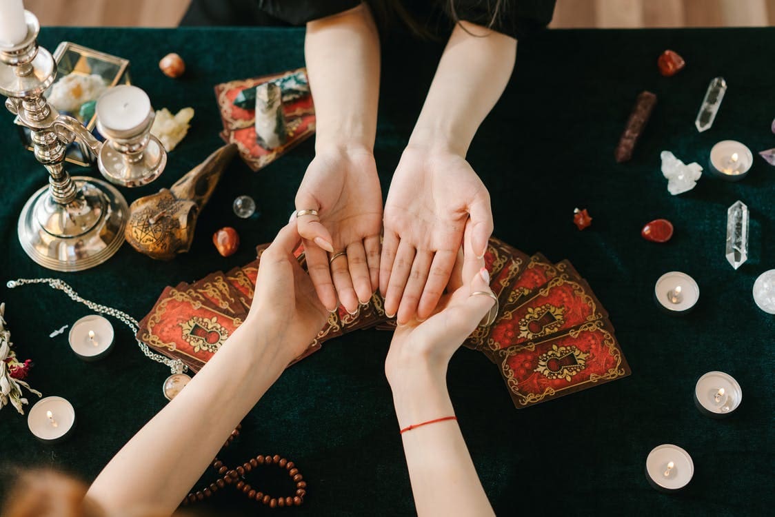 voyance dans les mains